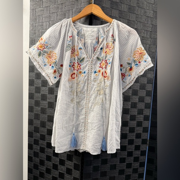 Kyla Seo Tops - Kyla Seo Embroidered Boho Peasant Blouse – Size Small